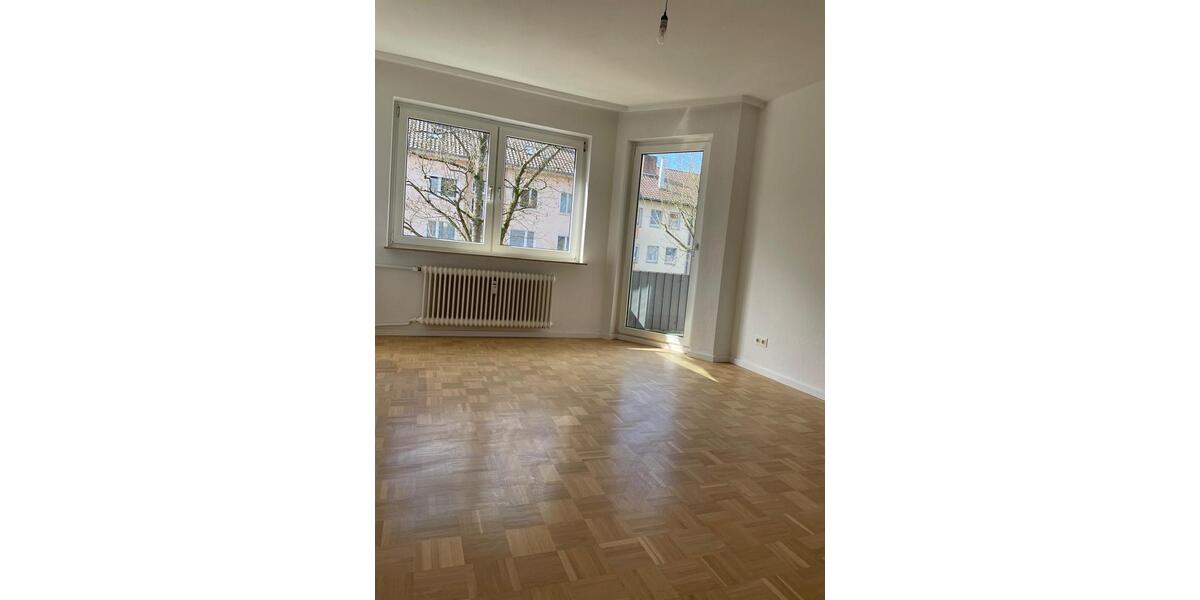 Etagenwohnung Frankfurt am Main Eschersheim - 2 Zimmer, 65 m&sup2;, 995&euro; | Angebot:25591329