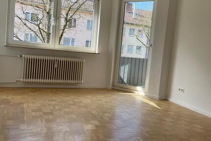 Wohnung Frankfurt am Main Eschersheim - 2 Zimmer, 65 m&sup2;, 995&euro; | Angebot:25591329