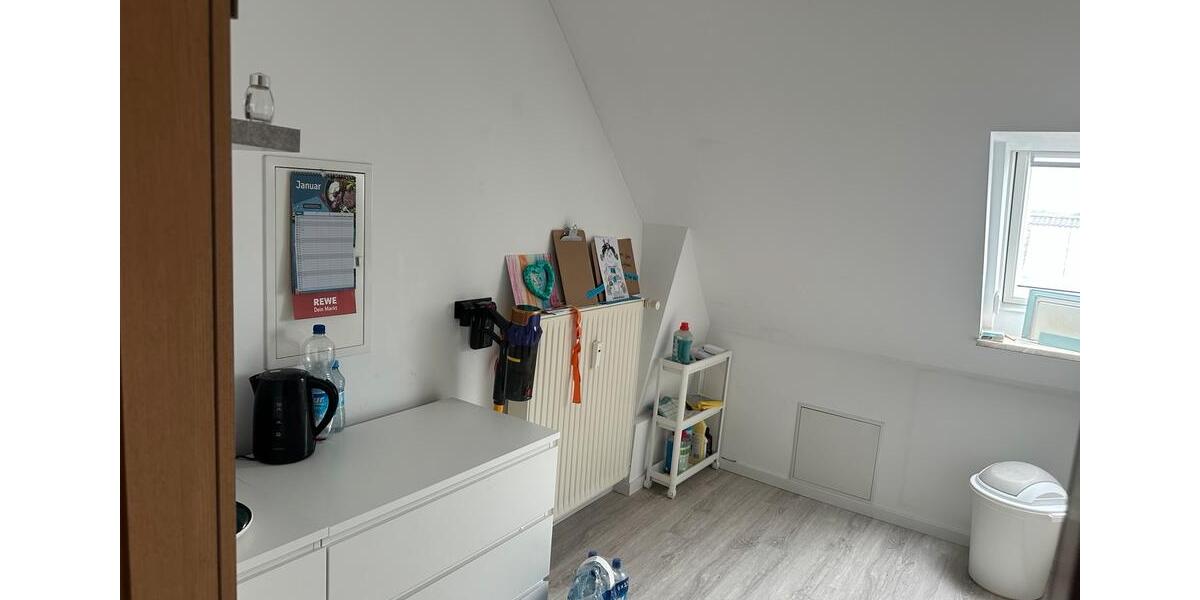 Dachgeschoßwohnung Liederbach am Taunus - 2 Zimmer, 55 m&sup2;, 830&euro; | Angebot:26416266