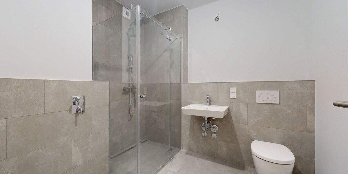 Neubau Erstbezug: Geschmackvolle 1-Zimmer-Wohnung mit Einbauküche & Loggia 1 zimmer