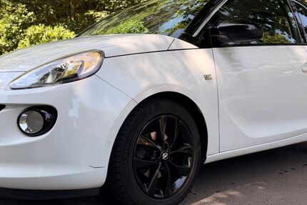 Opel Adam 192.000 km 3.499 &euro; Rossdorf 64380