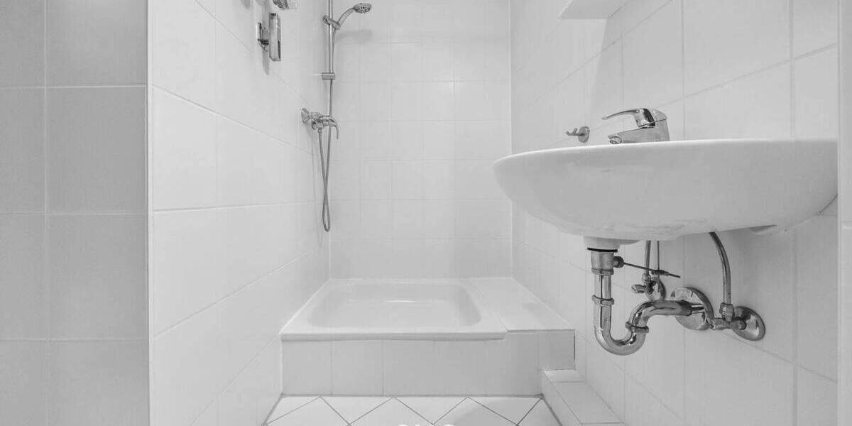 Urbaner Rückzugsort am Kirchplatz - Balkon, Ruhe & Toplage in Bockenheim 2 zimmer