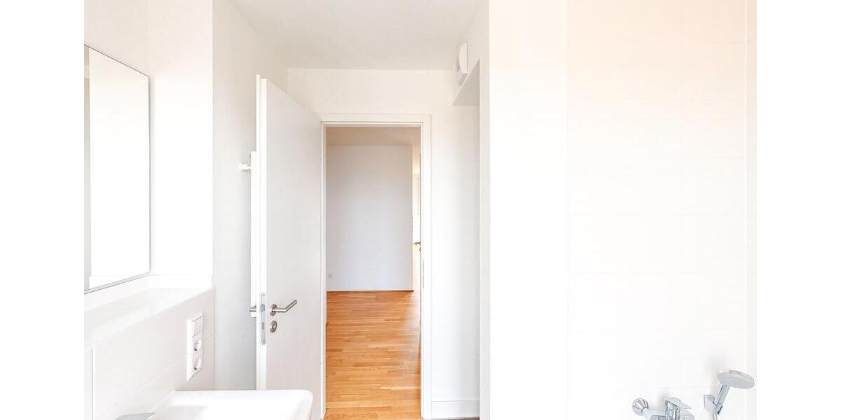 Etagenwohnung Frankfurt am Main Nord-Ost - 4 Zimmer, 105 m&sup2;, 1.905&euro; | Angebot:26587265