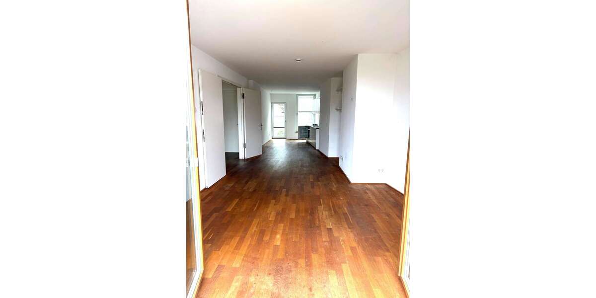 Etagenwohnung Frankfurt Sachsenhausen - 2 Zimmer, 65 m&sup2;, 1.170&euro; | Angebot:26913277