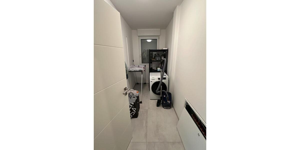 Einfamilienhaus Rodgau - 4 Zimmer, 170 m&sup2;, 1.690&euro; | Angebot:25479982