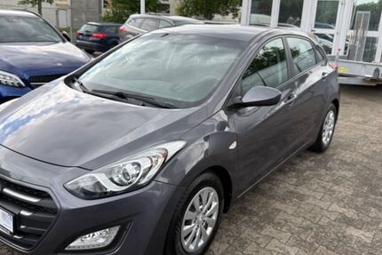 Hyundai i30 125.000 km 8.500 &euro; Darmstadt 64293