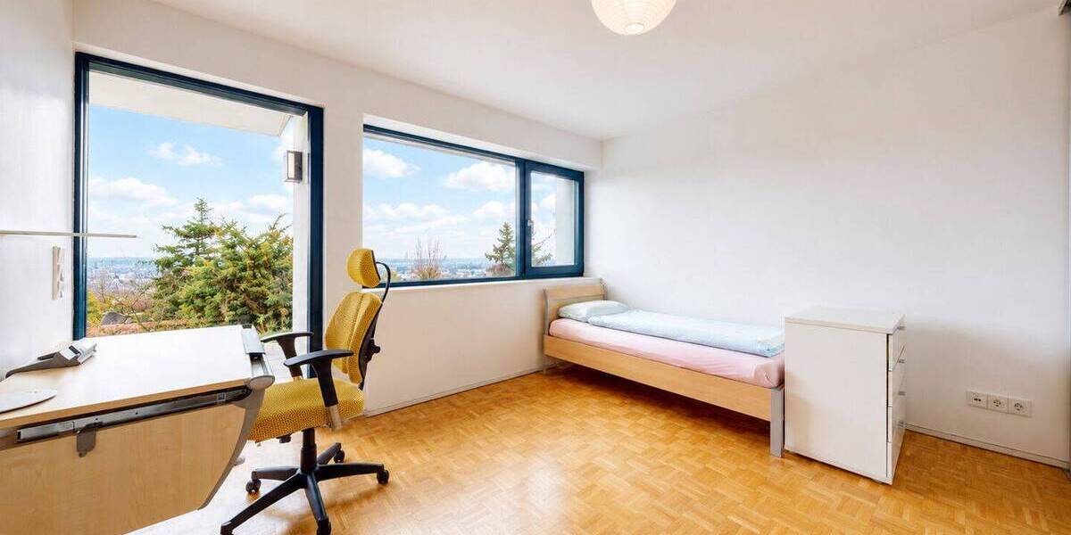 Einfamilienhaus Frankfurt am Main Bergen-Enkheim - 7 Zimmer, 252 m&sup2;, 2.290.000&euro; | Angebot:26554034