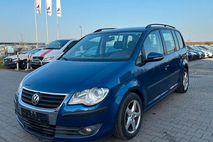 VW Touran 230.000 km 4.999 &euro; Dietzenbach 63128