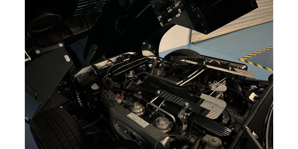 Jaguar E-Type V12 S3 2+2 Speichen/Schalter Zustand 1 75.600 km 119.500 &euro; Dreieich 63303