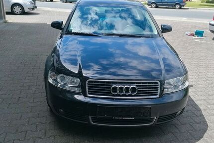Audi A4 200.000 km 4.000 &euro; friedrichsdorf 61381