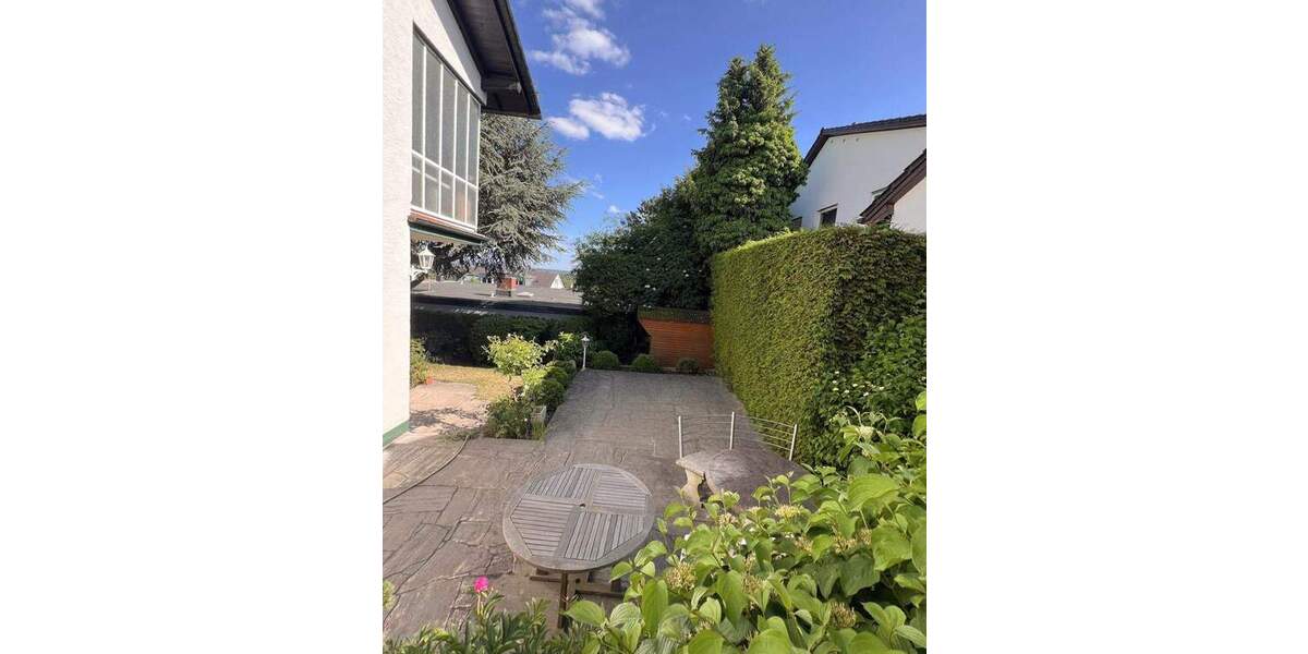 Einfamilienhaus Frankfurt am Main Bergen-Enkheim - 7 Zimmer, 224 m&sup2;, 1.395.000&euro; | Angebot:25373870