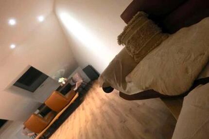 Eine Zimmer zu vermieten 4 zimmer