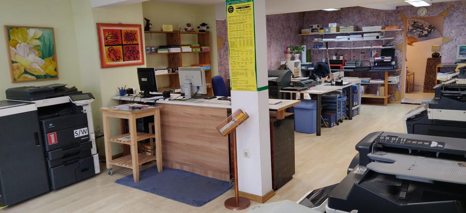 Attraktives Ladenlokal in Bad Vilbel – vielseitig nutzbar, mit Schaufensterfront & Stammkundschaft zimmer