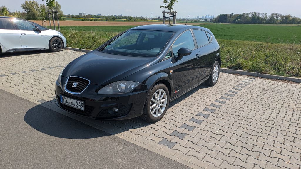 Seat Leon 70.000 km 7.500 &euro; Sulzbach (Taunus) 65843