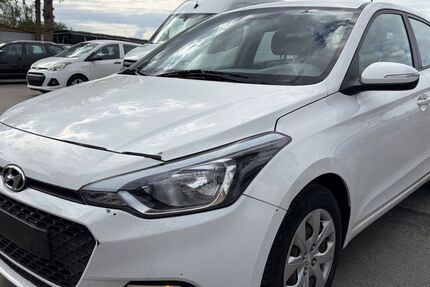 Hyundai i20 46.000 km 6.500 &euro; Dietzenbach 63128