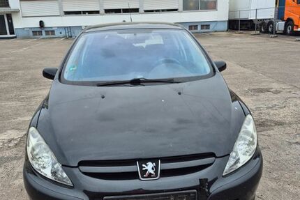Peugeot 307 155.900 km 1.590 &euro; Frankfurt am main 65931