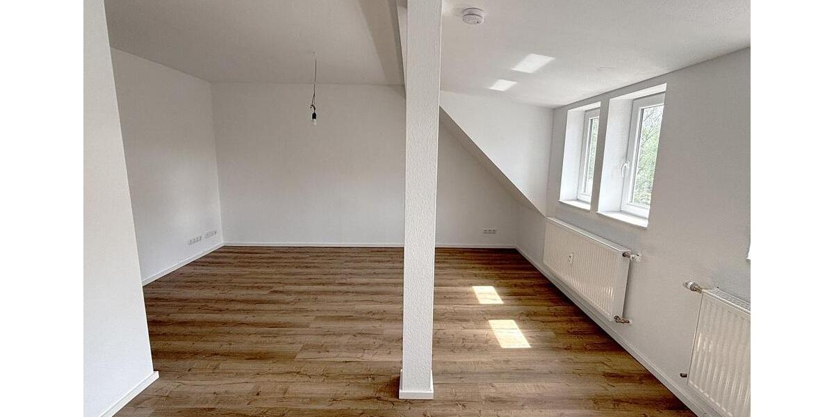 Dachgeschoßwohnung Darmstadt Darmstadt-Ost - 3 Zimmer, 70 m&sup2;, 1.200&euro; | Angebot:26669714