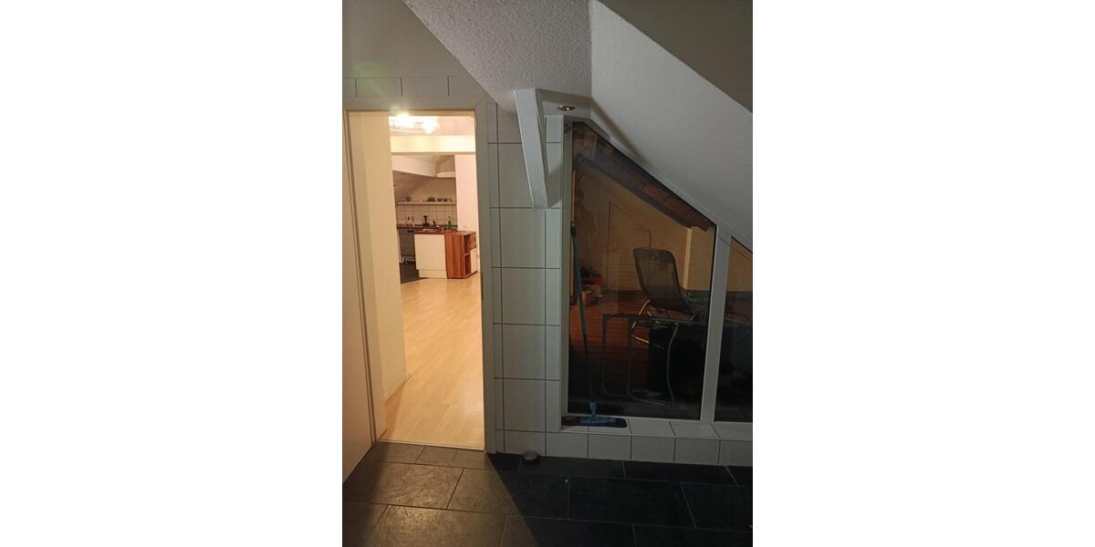 Dachgeschoßwohnung Offenbach am Main - 1.5 Zimmer, 64 m&sup2;, 890&euro; | Angebot:25658957