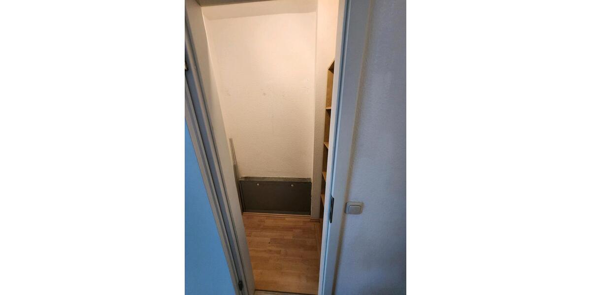 Etagenwohnung Frankfurt am Main Nied - 3 Zimmer, 69 m&sup2;, 1.850&euro; | Angebot:24745565