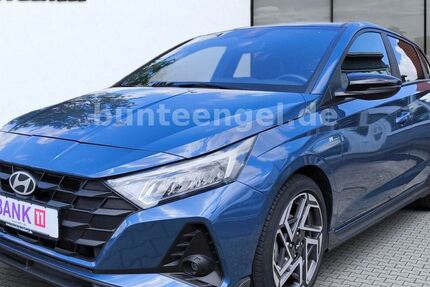 Hyundai i20 9.300 km 15.590 &euro; Flörsheim am Main 65439