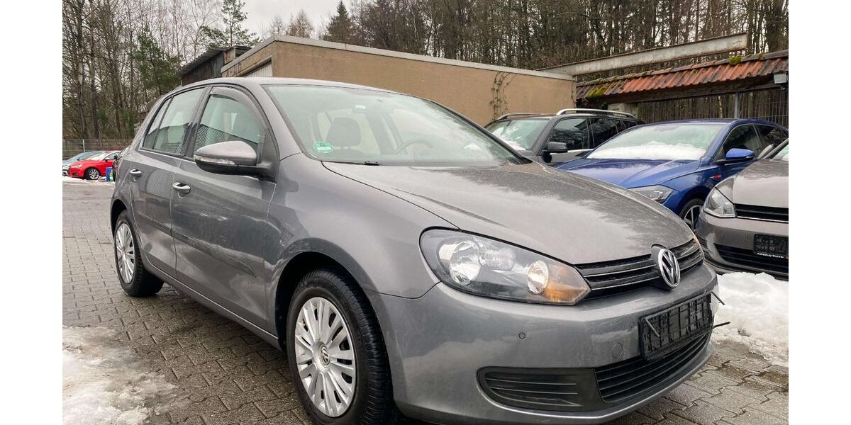 VW Golf 79.800 km 8.899 &euro; Eppstein 65817