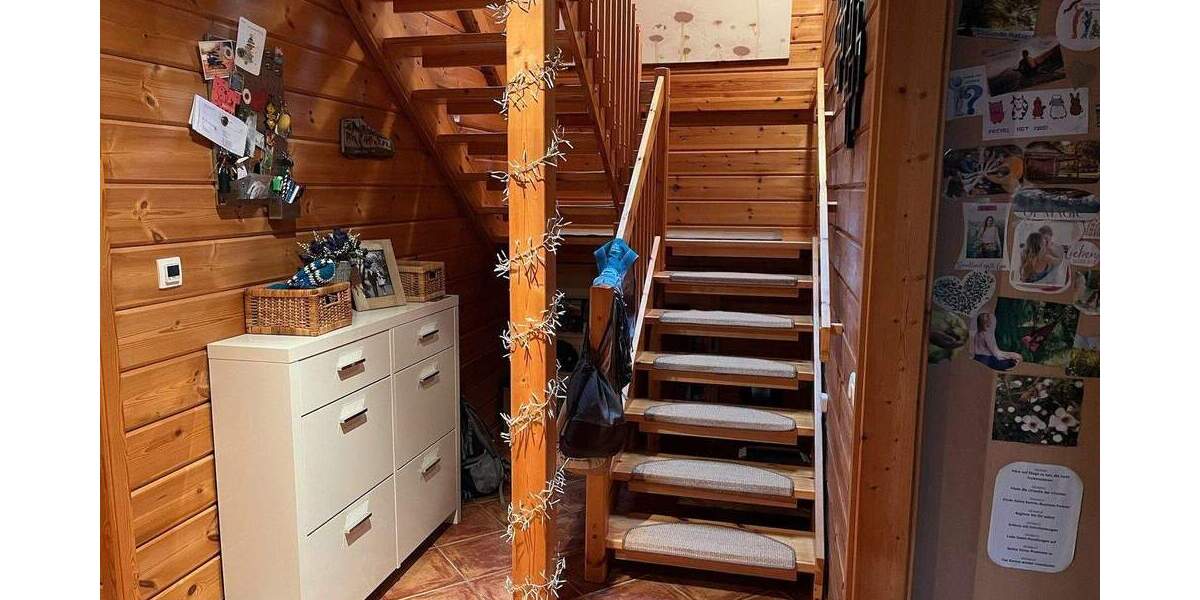 Wunderschönes schwedenrotes Holzhaus am Feldrand - von Privat 4 zimmer