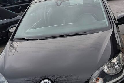 VW up! 96.800 km 5.600 &euro; Frankfurt 60435