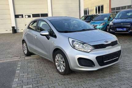 Kia Rio 178.000 km 4.200 &euro; Hanau Klein-Auheim 63456