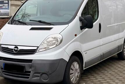 Opel Vivaro 96.000 km 7.990 &euro; Dieburg 64807