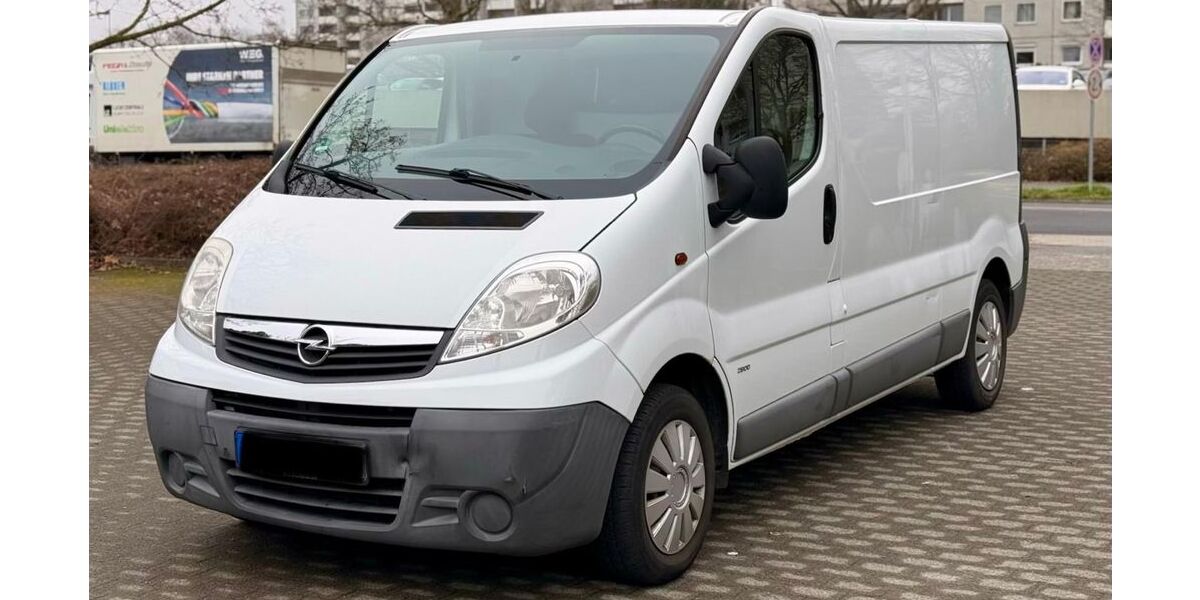 Opel Vivaro 96.000 km 7.990 &euro; Dieburg 64807