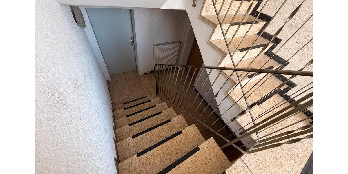 Etagenwohnung Wehrheim - 2 Zimmer, 50 m&sup2;, 900&euro; | Angebot:26400046