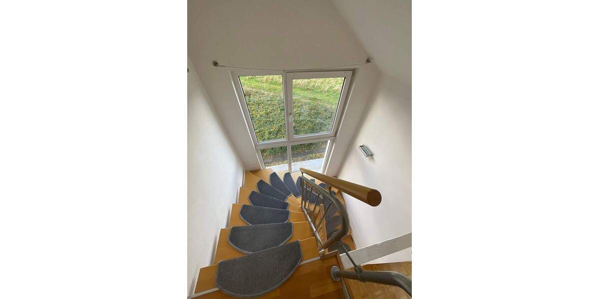 Etagenwohnung Frankfurt am Main Bergen-Enkheim - 2 Zimmer, 87 m&sup2;, 1.525&euro; | Angebot:25800018