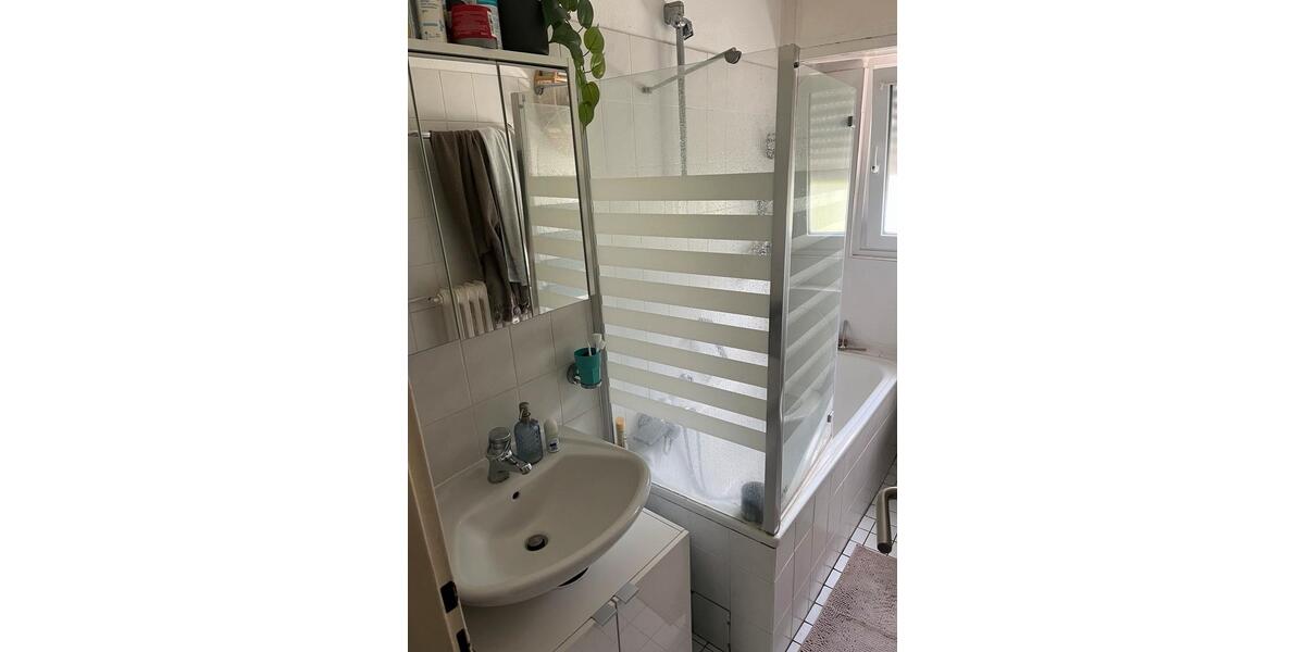 Erdgeschoßwohnung Frankfurt am Main Sachsenhausen Süd - 3 Zimmer, 52 m&sup2;, 1.100&euro; | Angebot:26381191