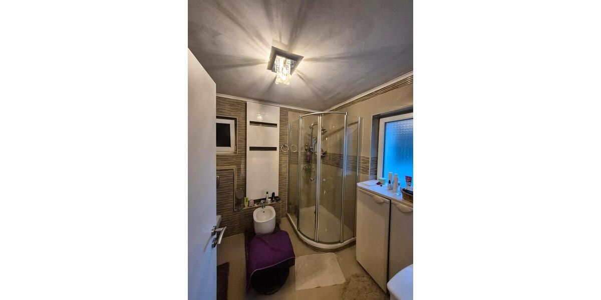 Mehrfamilienhaus, Wohnhaus Frankfurt am Main Bonames - 14 Zimmer, 250 m&sup2;, 1.770.000&euro; | Angebot:27297116