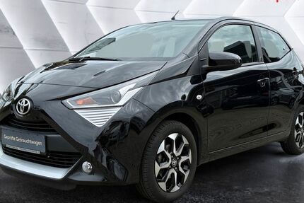 Toyota Aygo (X) 20.951 km 10.990 &euro; Nidderau 61130