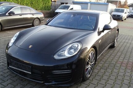 Porsche Panamera 4 GTS Bi-Xenon, Klappe, Luft, PDK, Chrono 184.608 km 27.890 &euro; Rodgau 63110