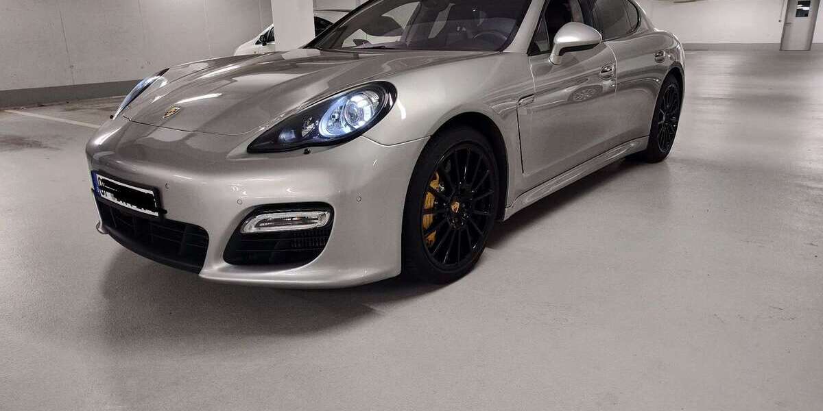 Porsche Panamera 209.000 km 32.500 &euro; Offenbach am Main 63071