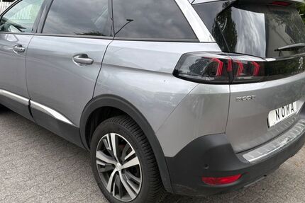 Peugeot 5008 192.293 km 13.447 &euro; Frankfurt am Main 60389