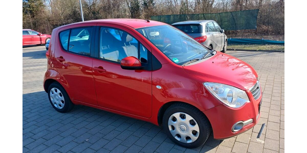 Opel Agila 87.000 km 2.990 &euro; Frankfurt am main 60316