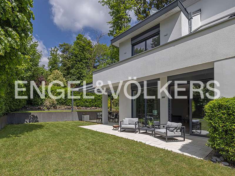 Haus zum Kaufen in Königstein 2.780.000 € 252 m²