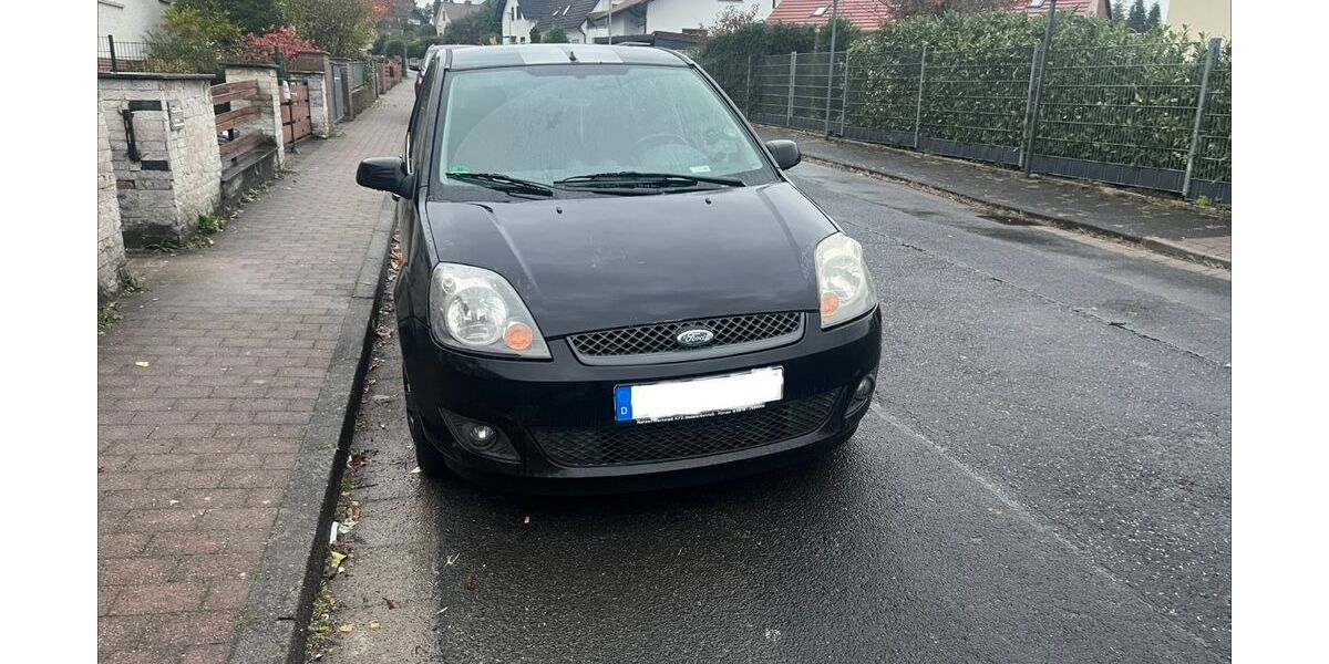 Ford Fiesta 222.000 km 1.990 &euro; Maintal 63477