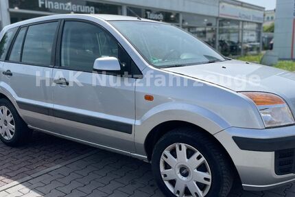 Ford Fusion 94.000 km 3.490 &euro; Dietzenbach 63128