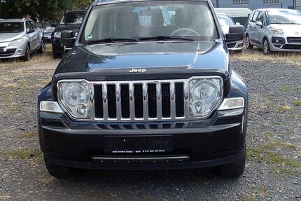 Jeep Cherokee 225.000 km 3.900 &euro; Erlensee 63526