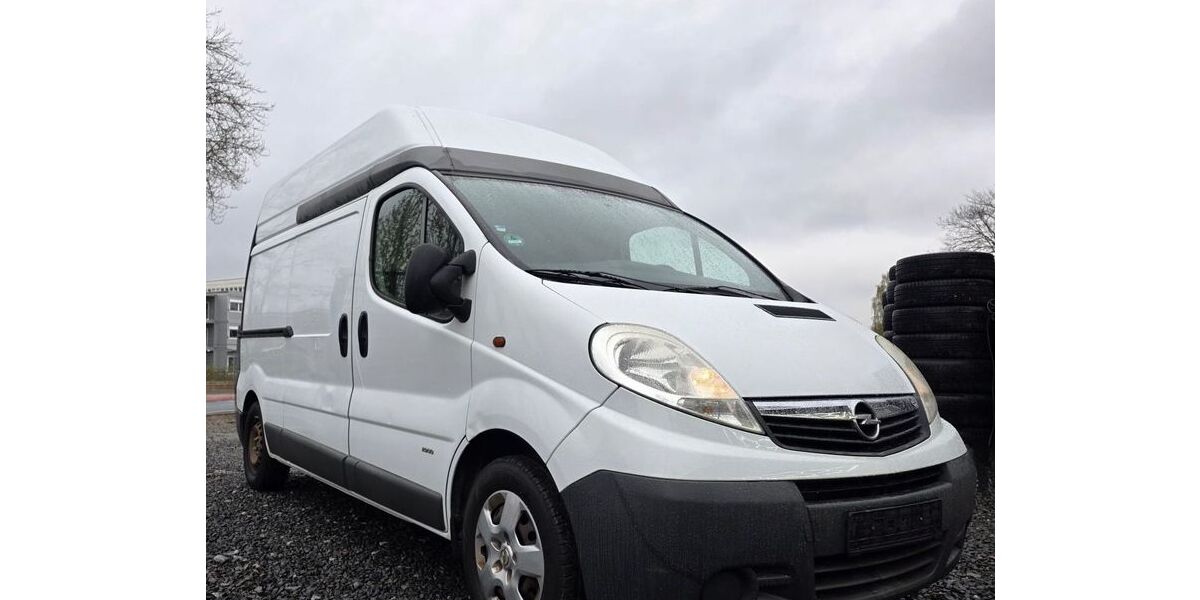 Opel Vivaro 84.000 km 9.490 &euro; Frankfurt am Main 60486