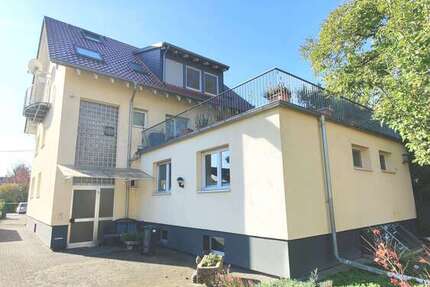 Haus Frankfurt am Main Schwanheim - 12 Zimmer, 366 m&sup2;, 695.000&euro; | Angebot:26958421