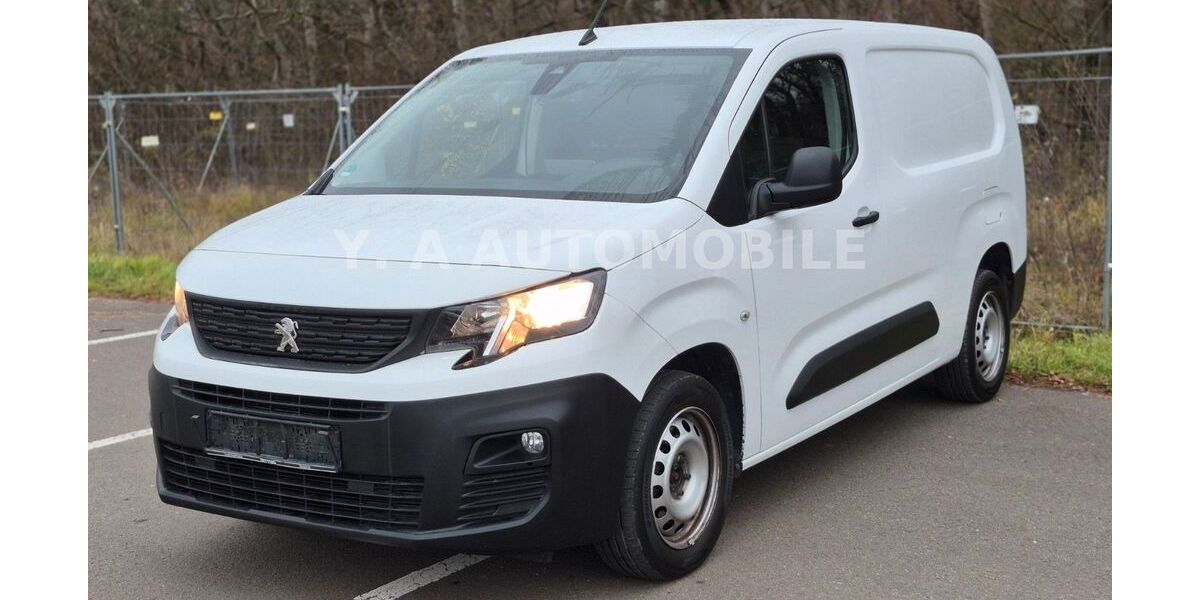 Peugeot Partner 95.358 km 13.999 &euro; Frankfurt am Main 65933