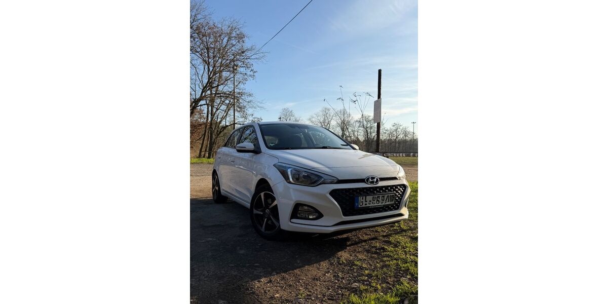 Hyundai i20 68.700 km 10.890 &euro; Frankfurt am Main 60326