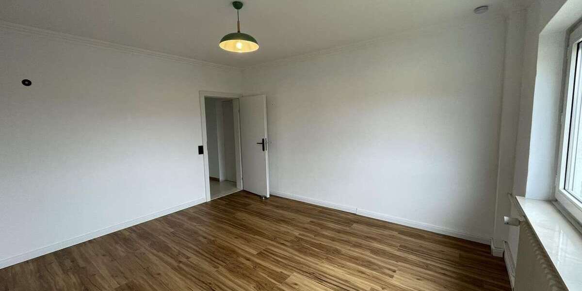 Etagenwohnung Niedernhausen - 4 Zimmer, 90 m&sup2;, 220.000&euro; | Angebot:25819328