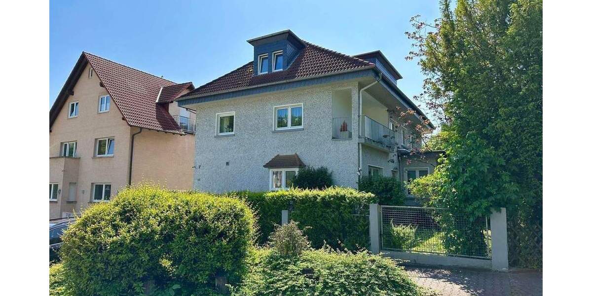 Rarität in gesuchtem Wohngebiet - Stilvoll sanierter Altbau - Buchraingebiet! 9 zimmer