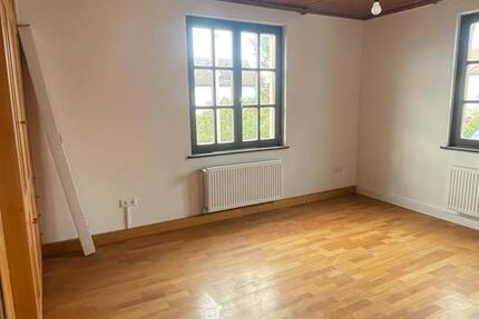 Schöne 2-Zimmer-Wohnung in ruhiger Lage in Großkrotzenburg zimmer